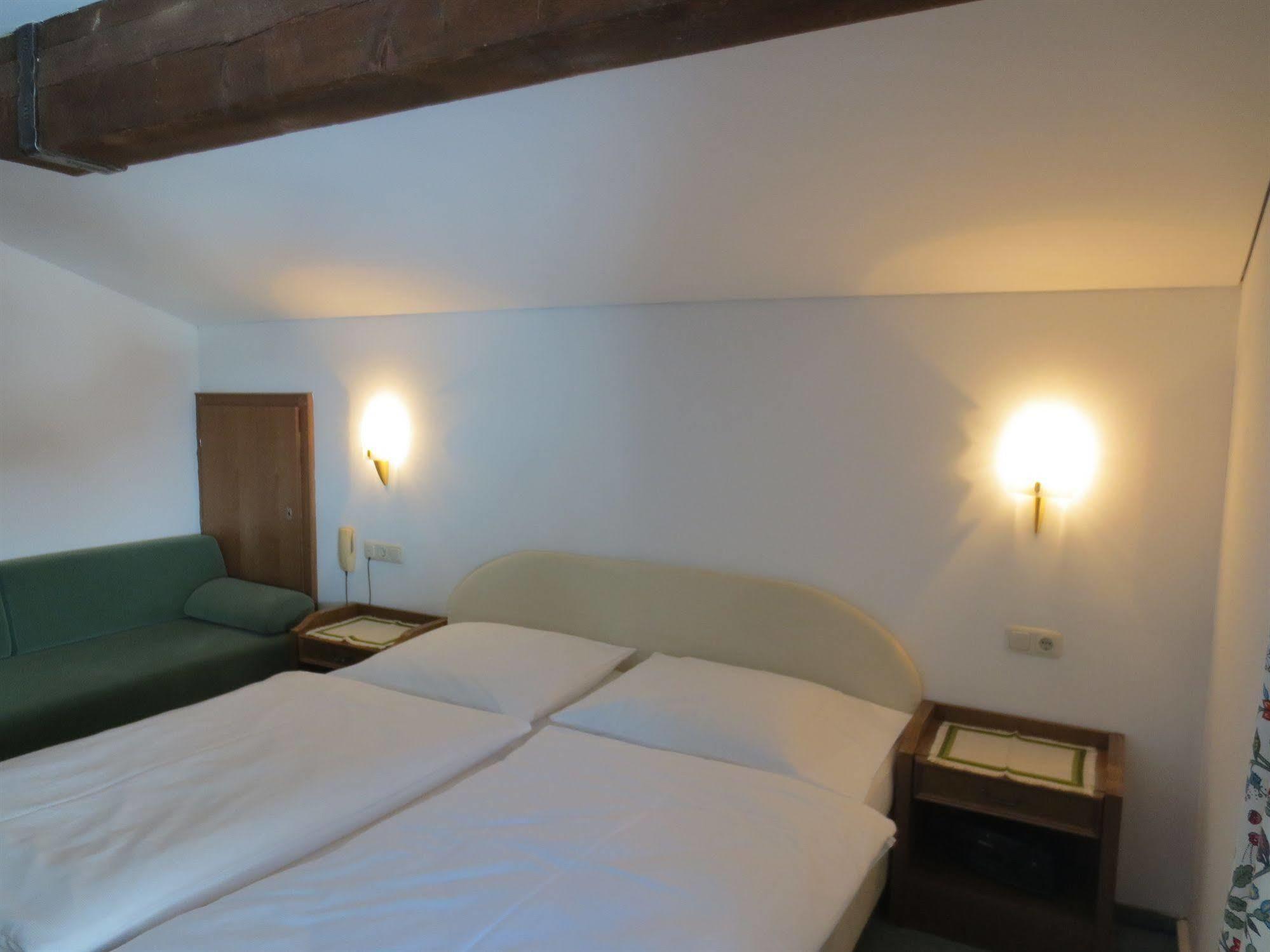 Pension Churlis Lech am Arlberg Esterno foto