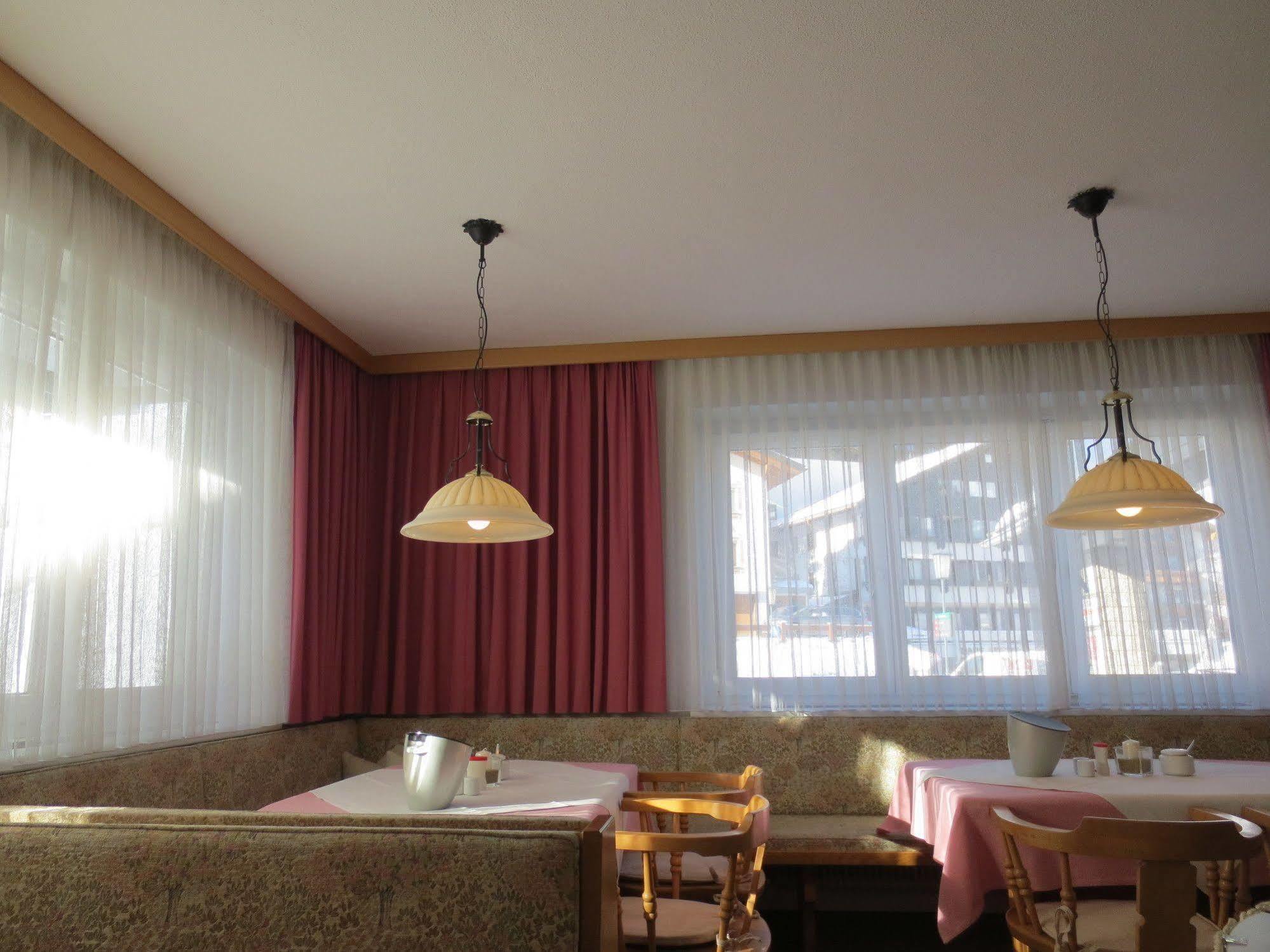 Pension Churlis Lech am Arlberg Esterno foto